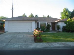 3051 Crystal Mountain Ave, Medford, OR