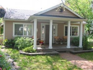 208 Vancouver Ave Medford